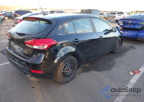 2016 Kia Forte Lx z USA, uszkodzony, nr VIN KNAFK5A80G5605474